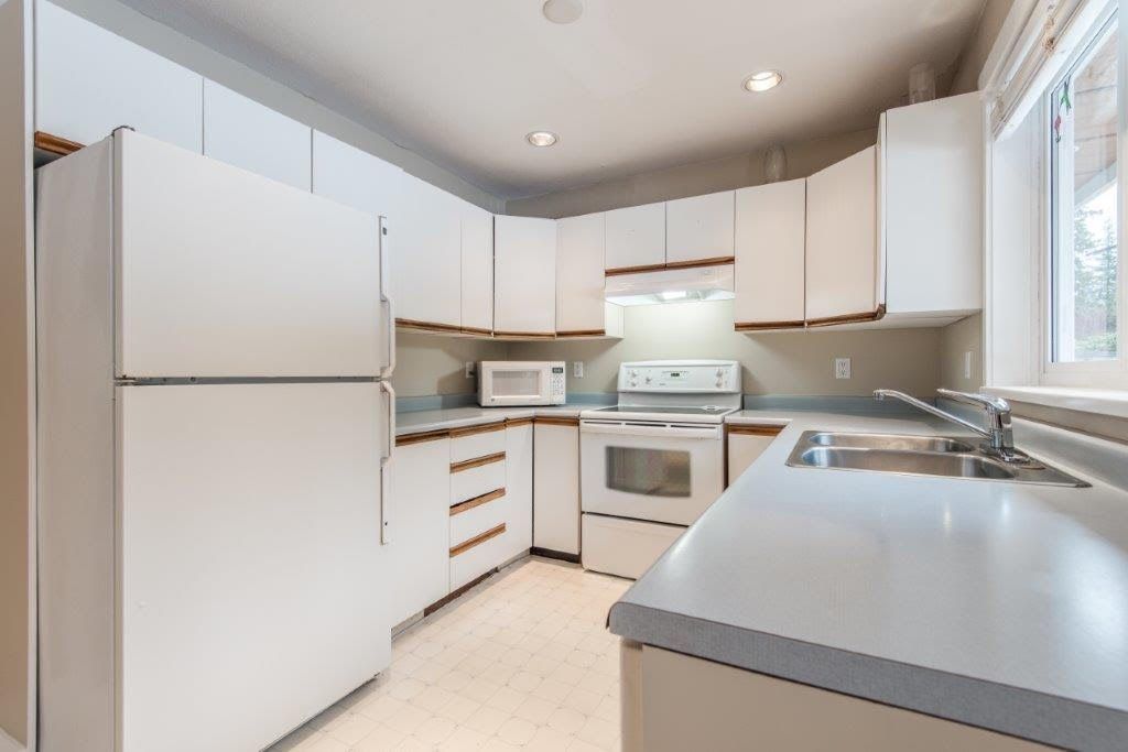 1002 Cypress Pl