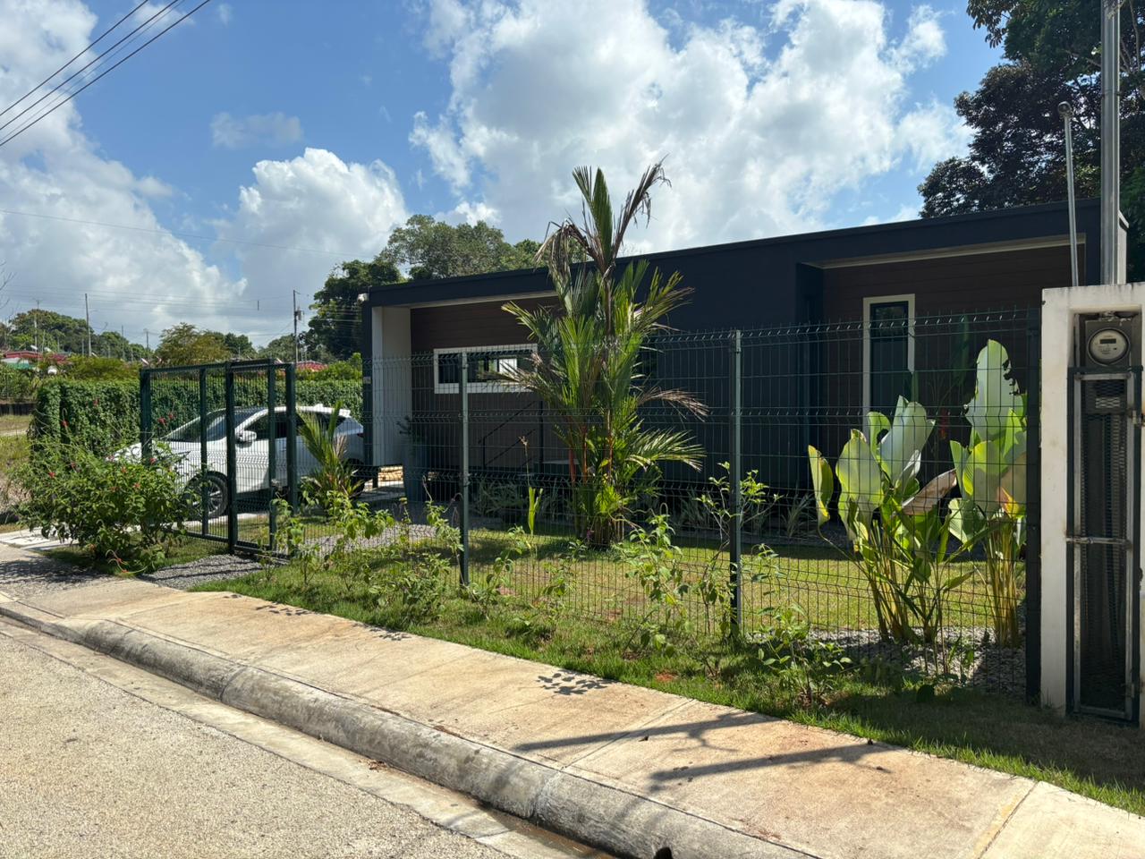 Beautiful and modern house in Altos de Bejuco, Elegance and excellent location