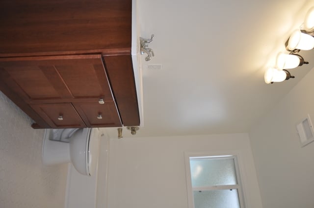 Home for Sale in Del Paso Manor! 3809 Kings Way Sacramento, CA 95821