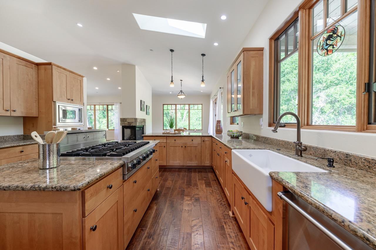 641 Fern Rdg