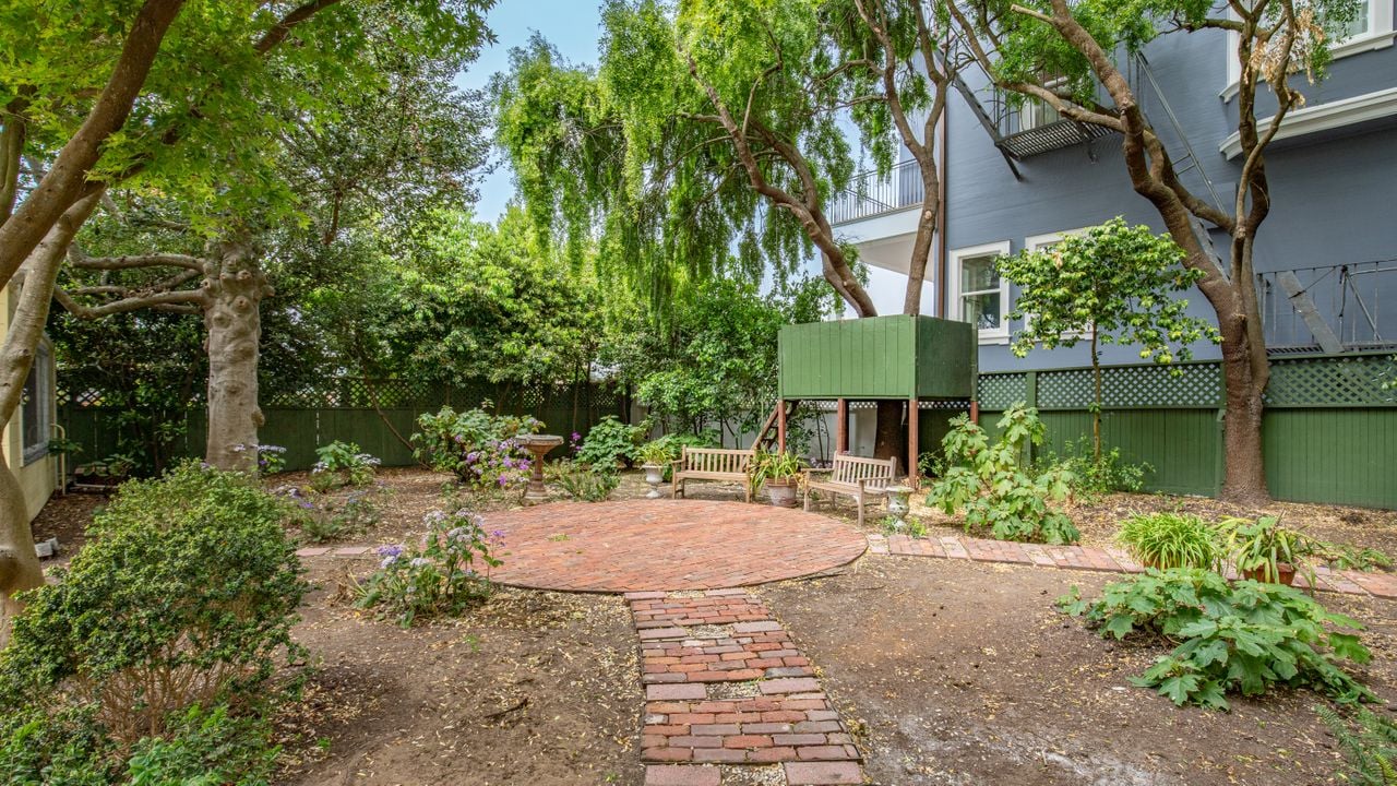 2546 Jackson Street San Francisco, CA 94115