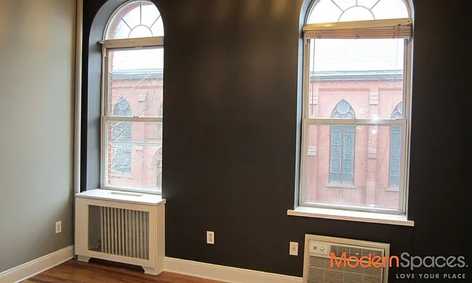 48-19 Vernon Blvd, #2A