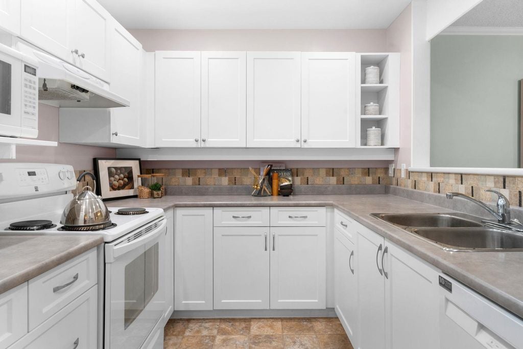 2800 Chesterfield Ave, #406