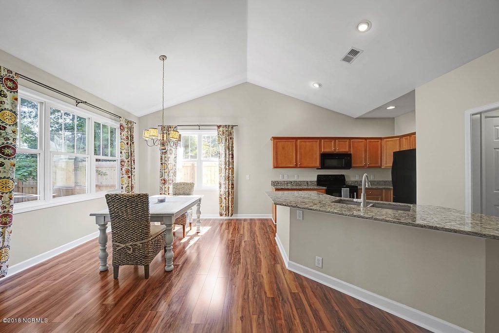 Have Your Cake And Eat It To. 115 Yaupon CT, Hampstead, NC