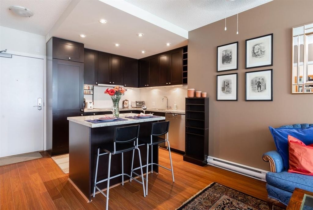 821 Cambie St, #608