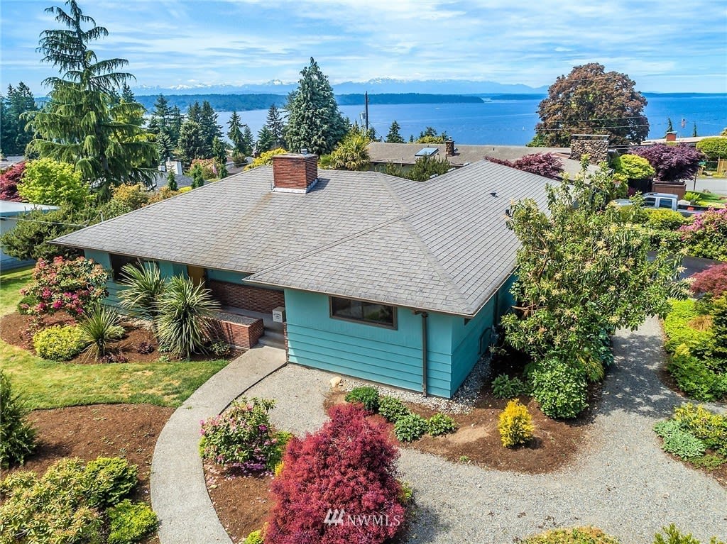 16753 Marine View Dr SW