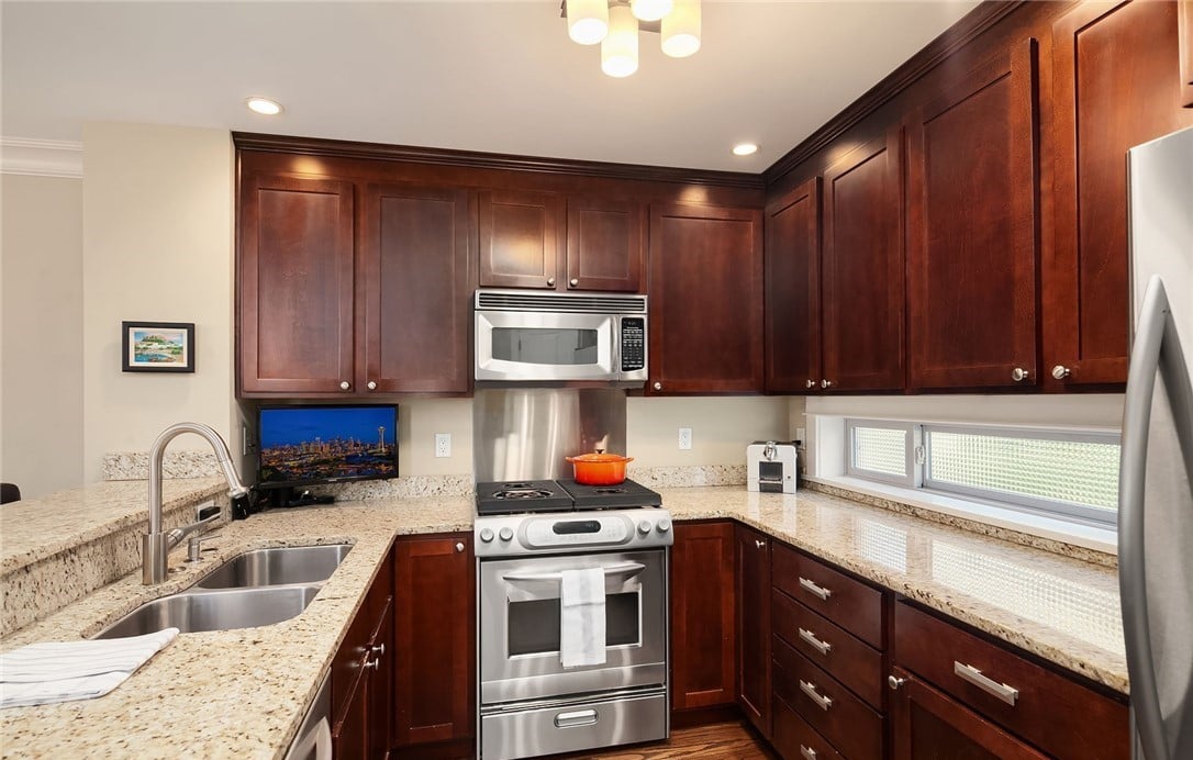2817 14th Ave W Unit B
