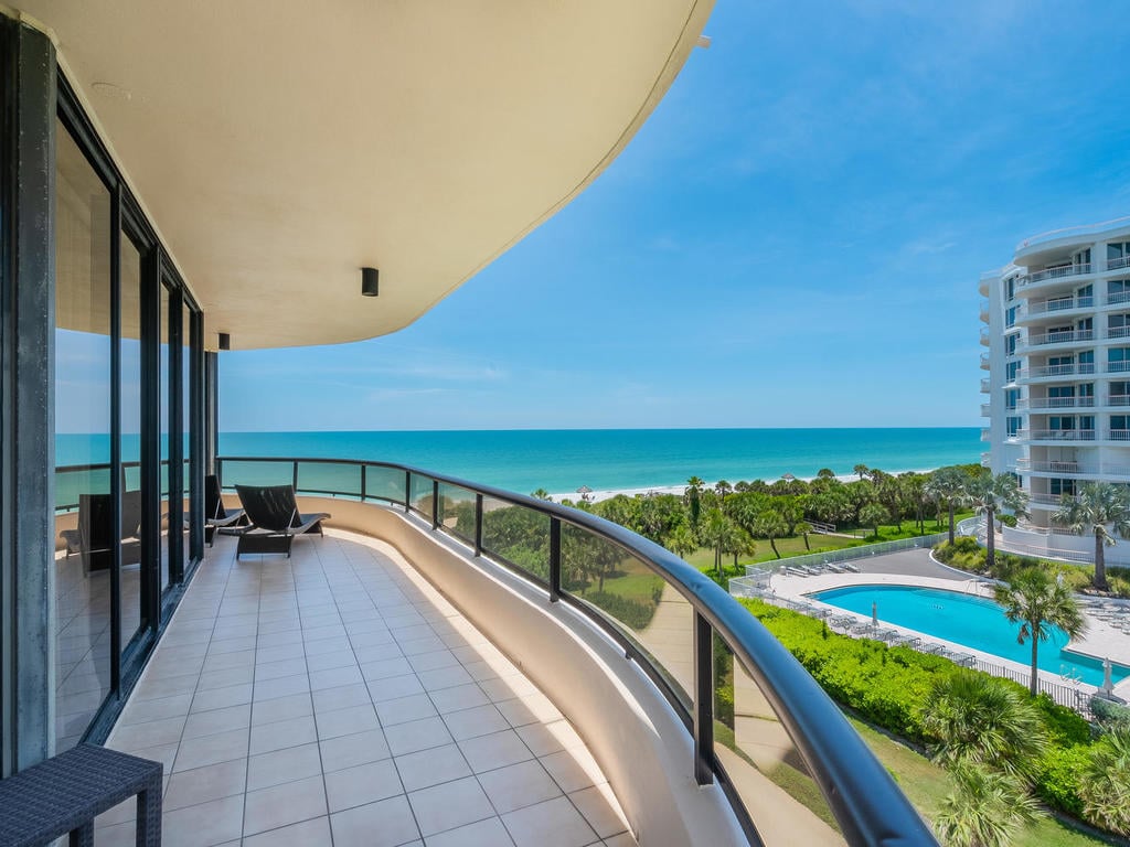 435 L Ambiance Dr, #L407