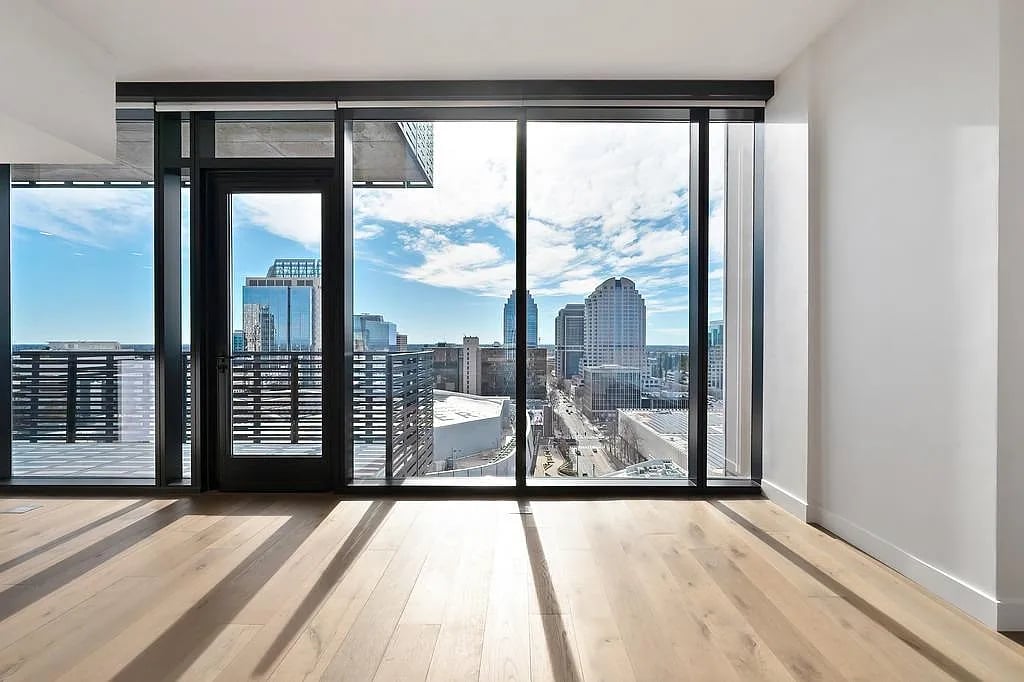 500 J St #1701