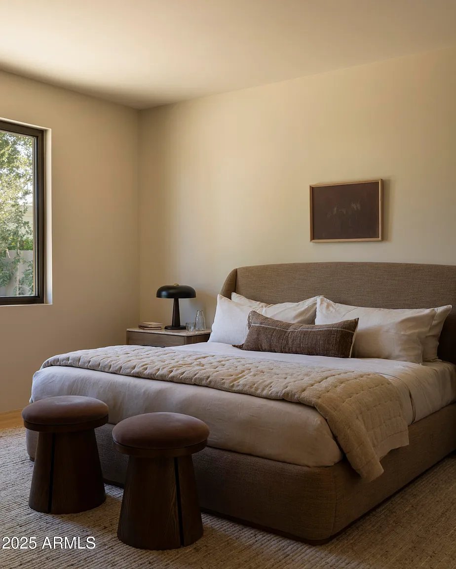 8631 N AVENIDA DEL SOL