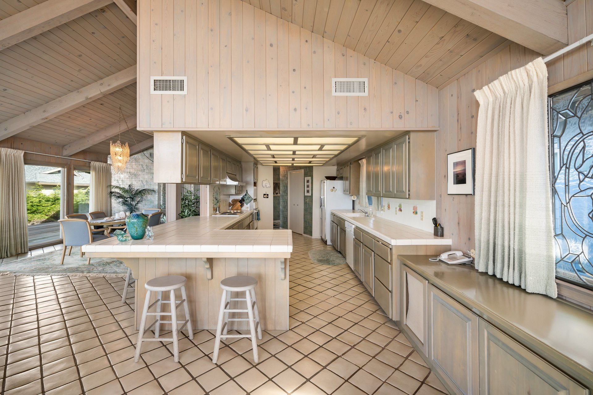 Oceanfront Cambria Retreat - 1999 Sherwood Dr