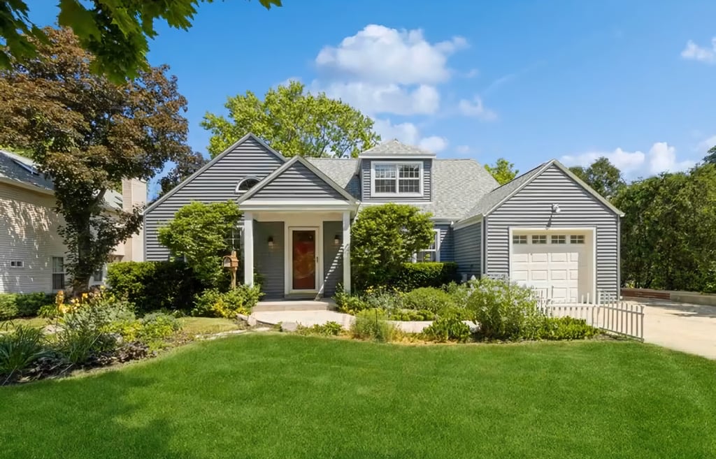 Charming Cape Cod Home with Modern Touches | 210 Waverly Road, Barrington, IL 60010