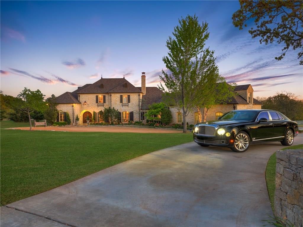 Equestrian Gated White Fences Luxury Addition in Oklahoma City - Wyatt Poindexter - The Agency