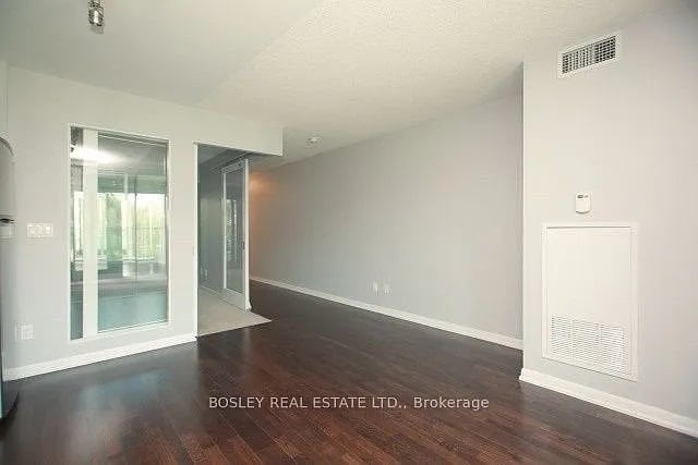 209 Fort York Blvd #468