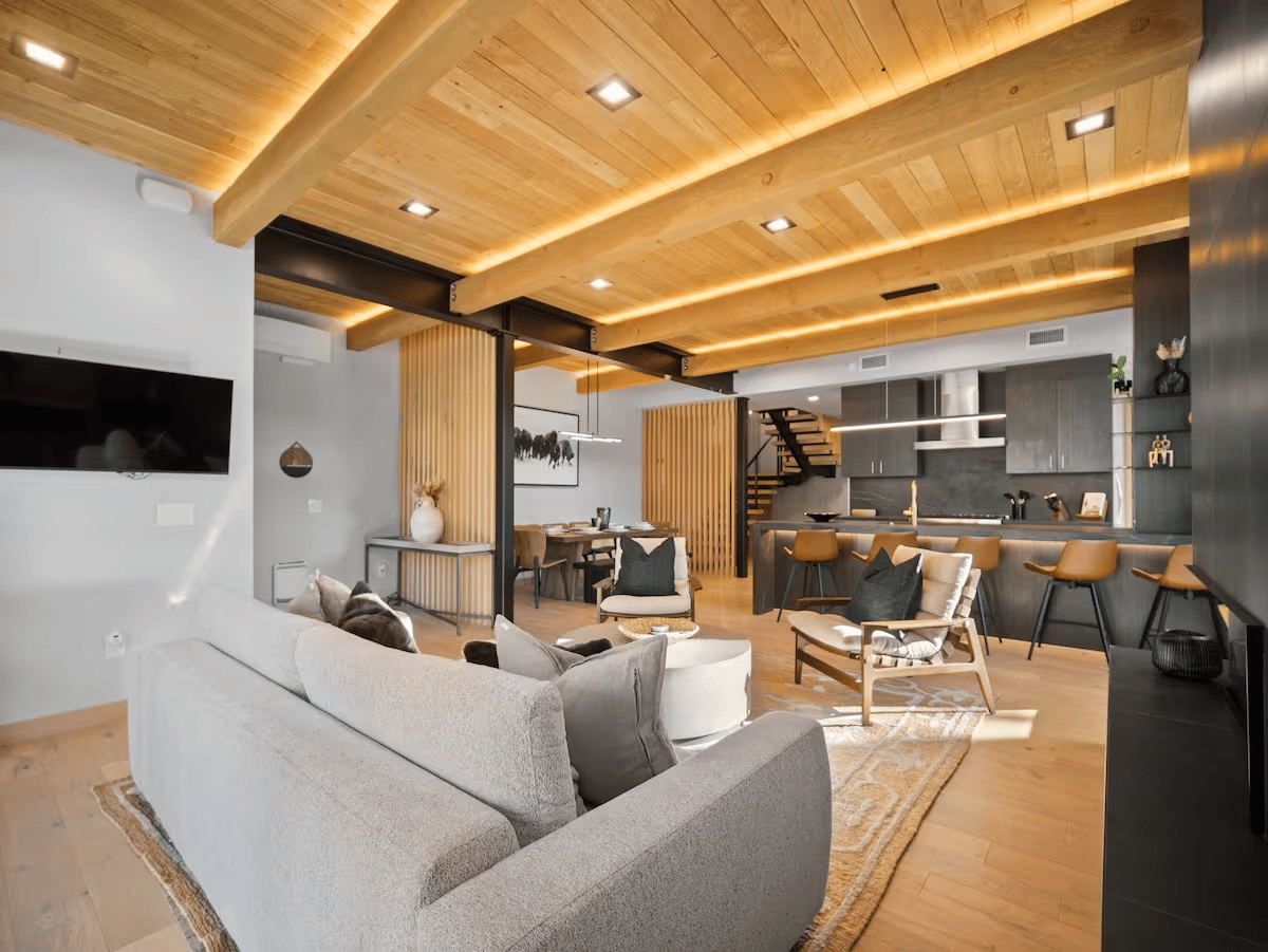 The Sparrow, Urban Downtown Coeur d'Alene