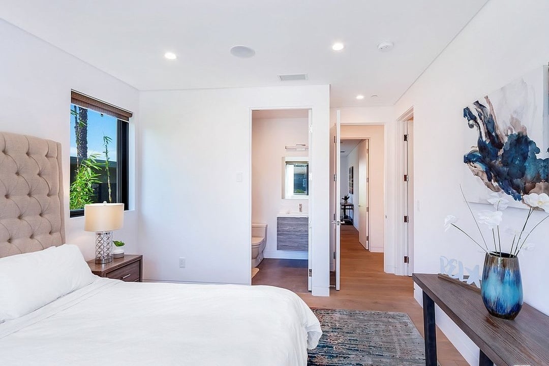 Retreat Heights