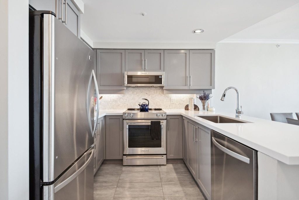 1008 Cambie St, #3008