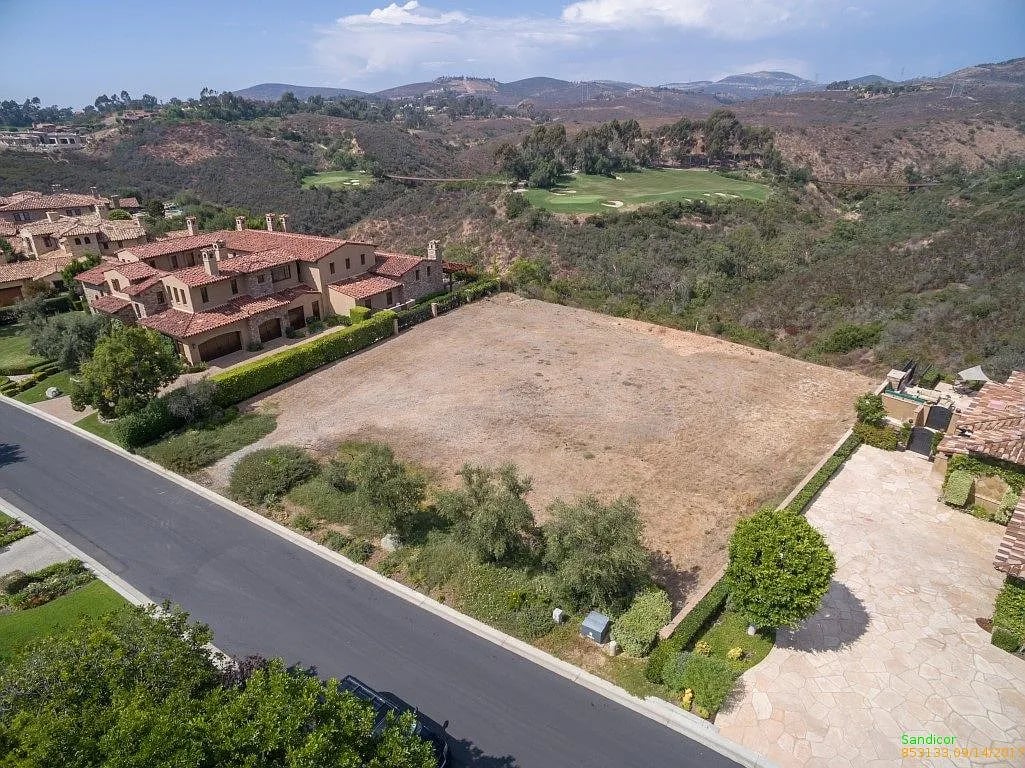 18455 Calle Tramonto
