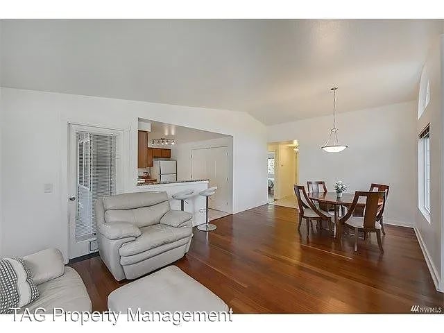 9838 NE 122nd St APT Q301