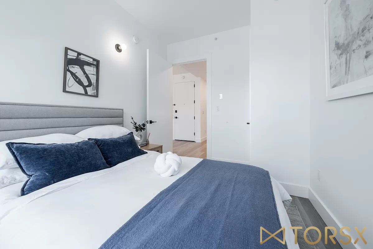 1042 President Street #5F