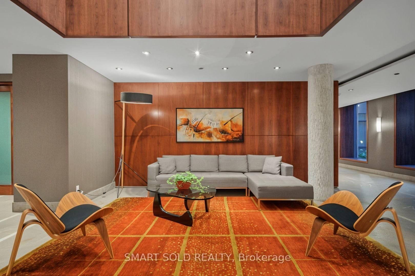 PRESTIGE AT 500 QUEENS QUAY WEST