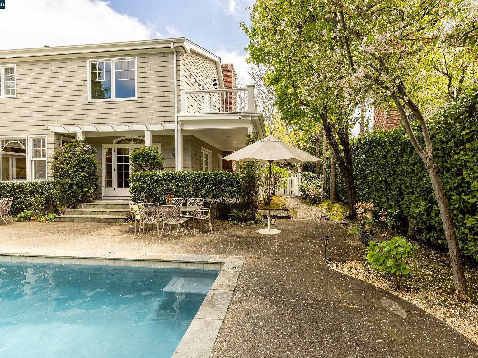 13 Merrill Dr