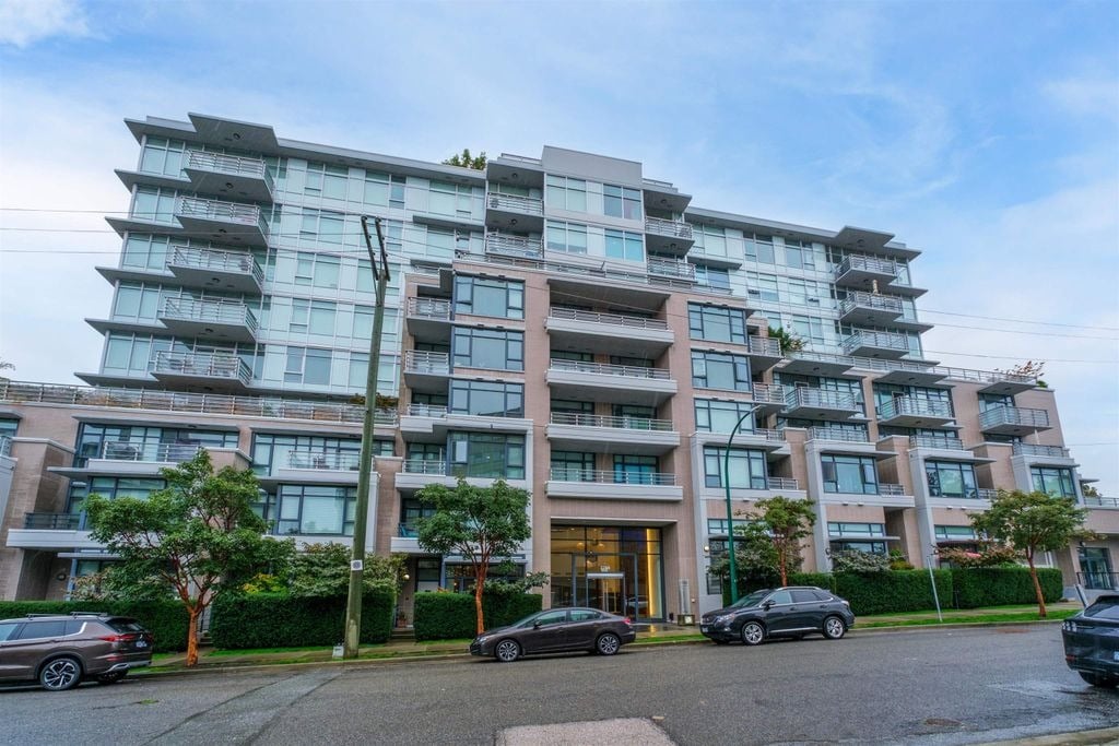 2788 Prince Edward St, #1003