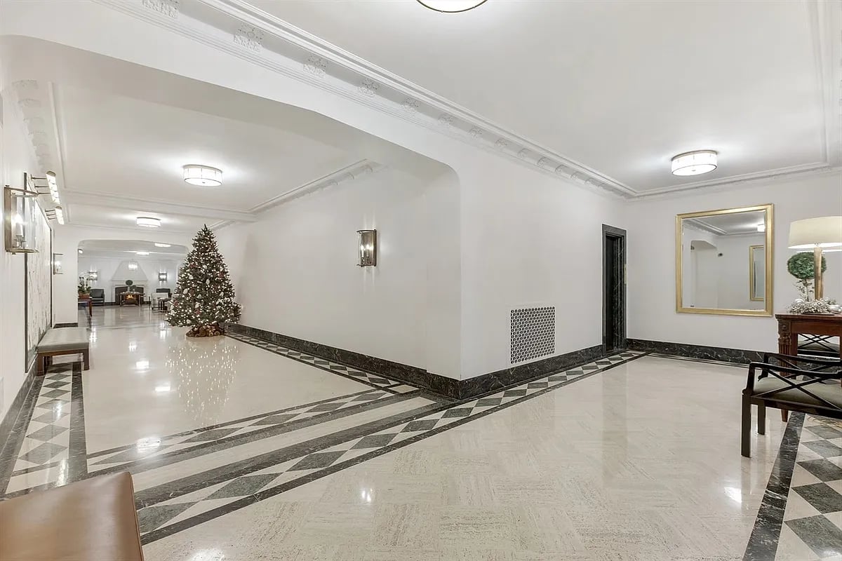 885 Park Ave, #12A
