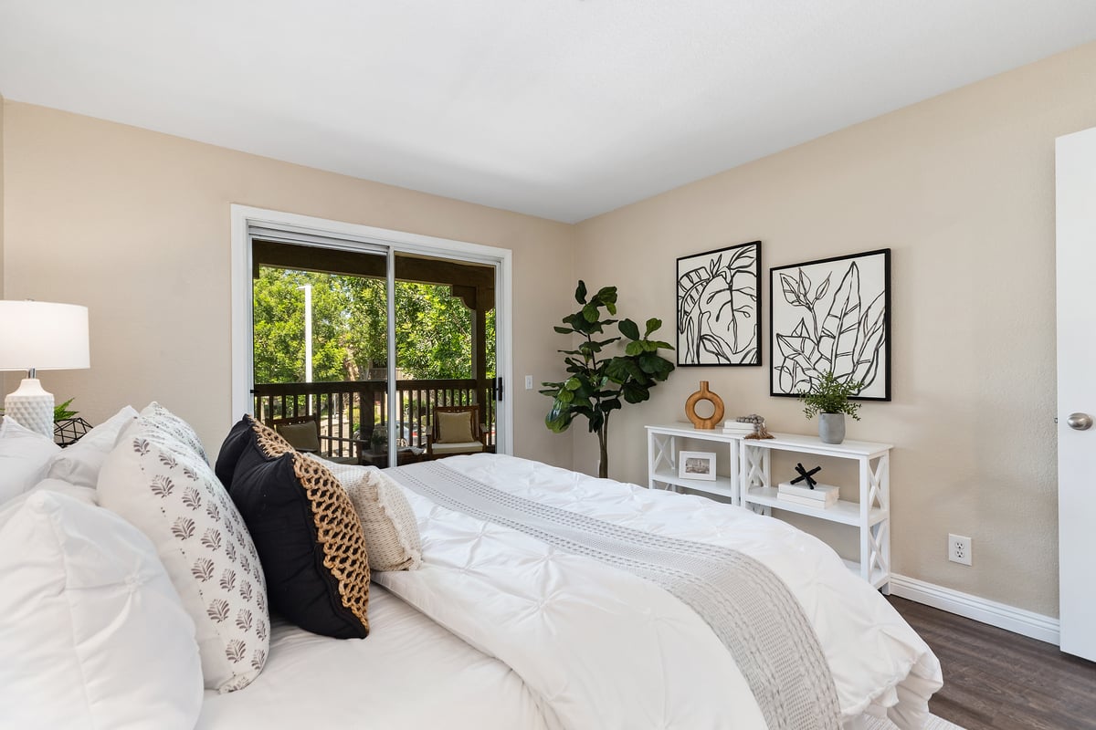 227 S Cross Creek Road, Unit D