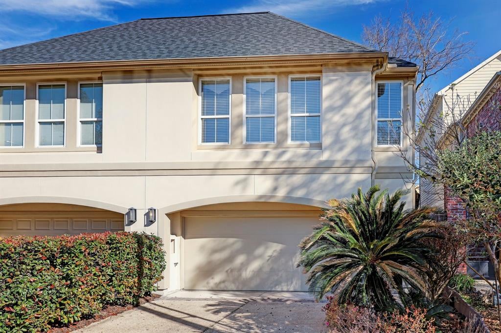 2423 McDuffie