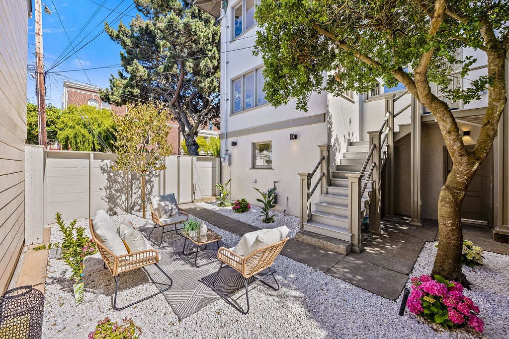 785 3rd Avenue · Photo 31
