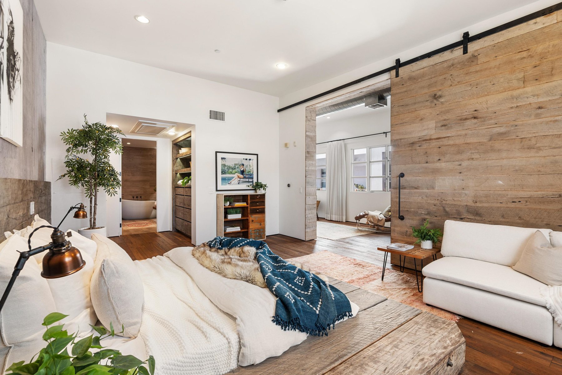 212 Marine St #307, Ocean Park
