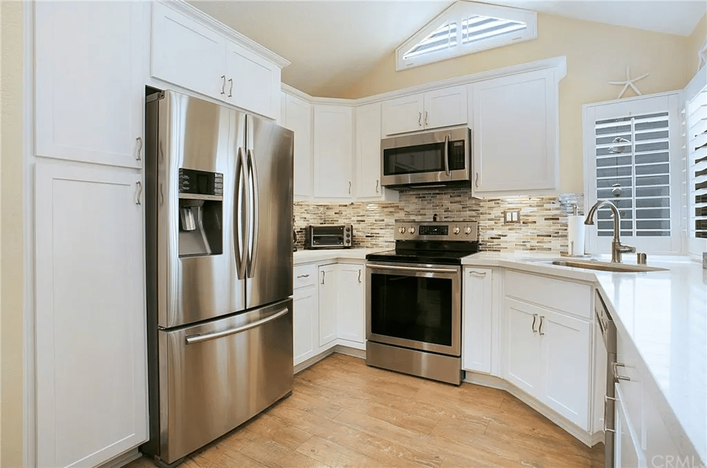 9 Silver Glade Dr #233