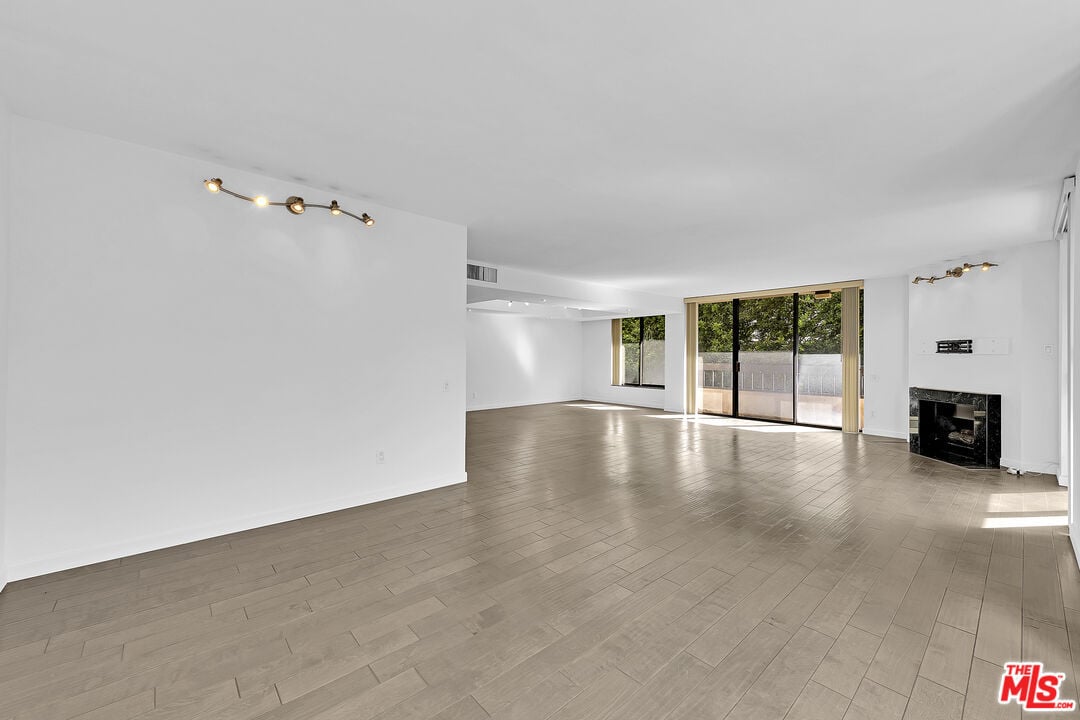 10590 Wilshire Blvd #307 and #2A