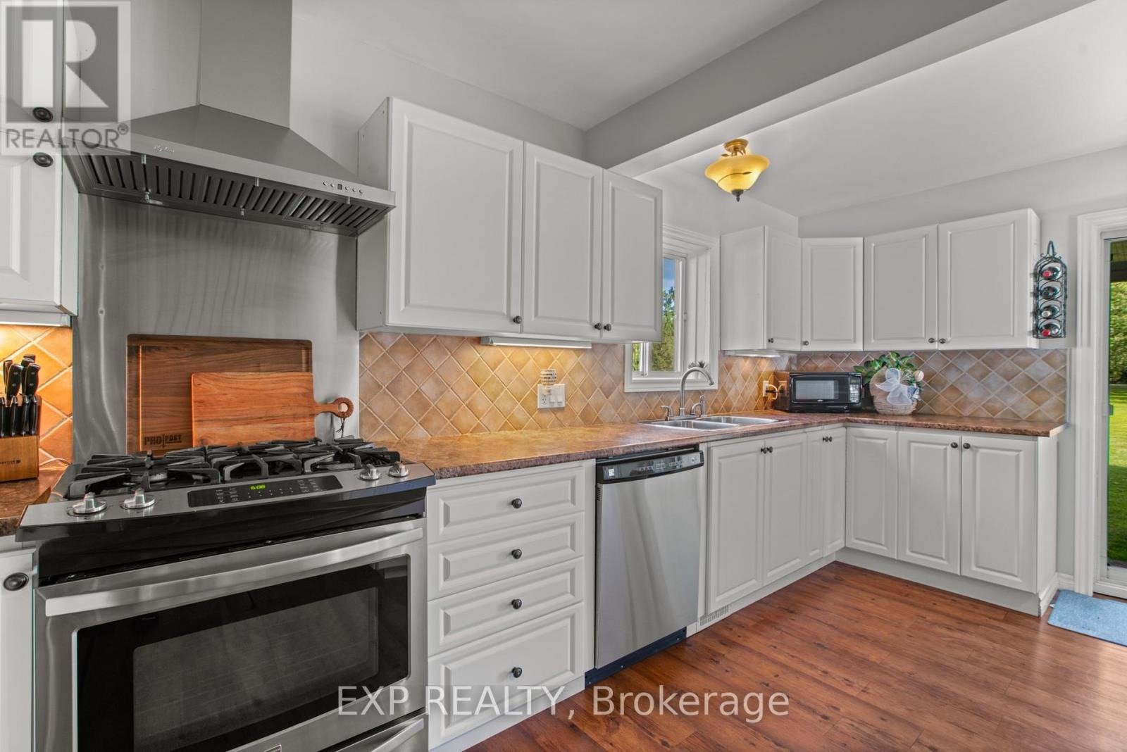 1178 BAY ROAD