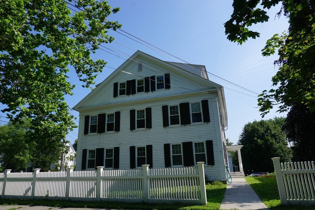 2 Littleton Road