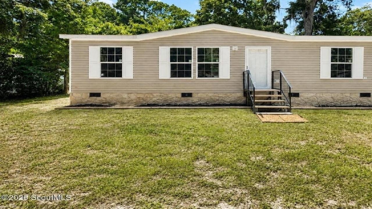 112 Gene Court, Brunswick, GA Presented by Anneliese Lightfoot.