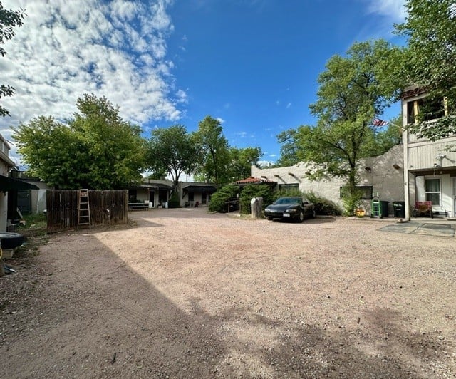 2100 E Platte Avenue