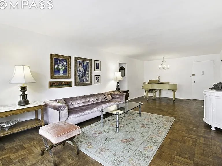 315 E 70th St, #6H