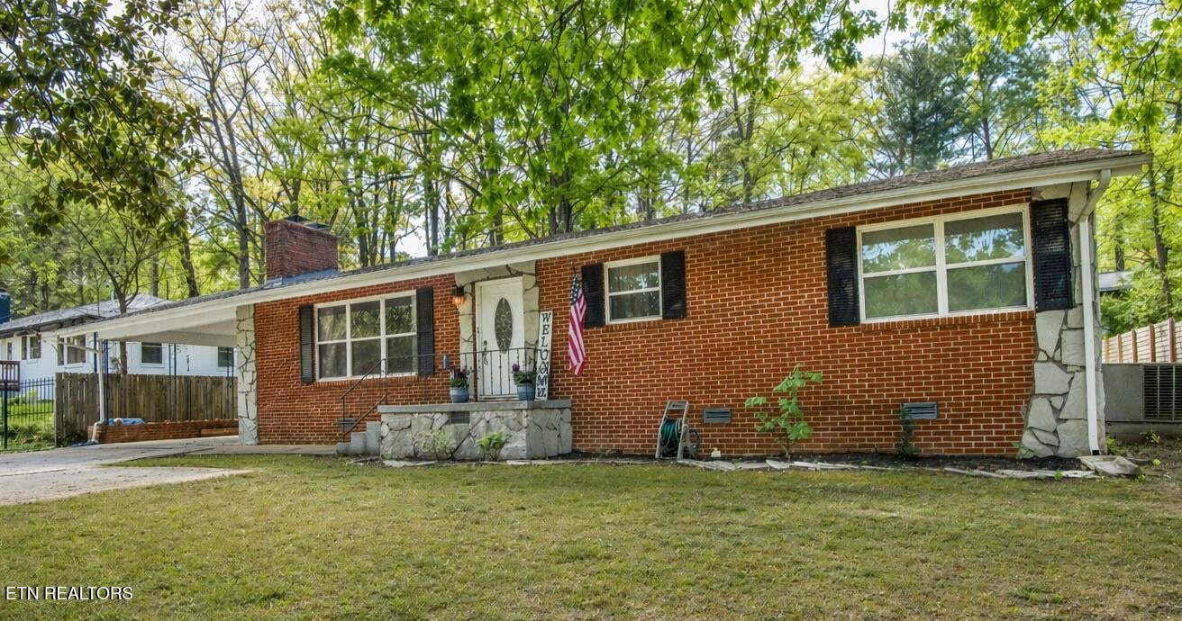 1212 Pilleaux Dr