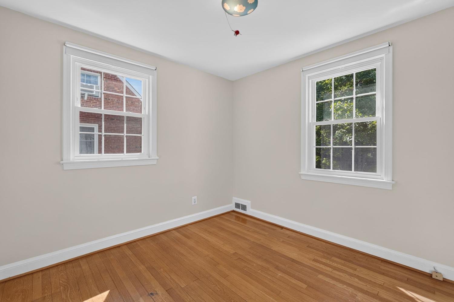 4325 47th Street NW