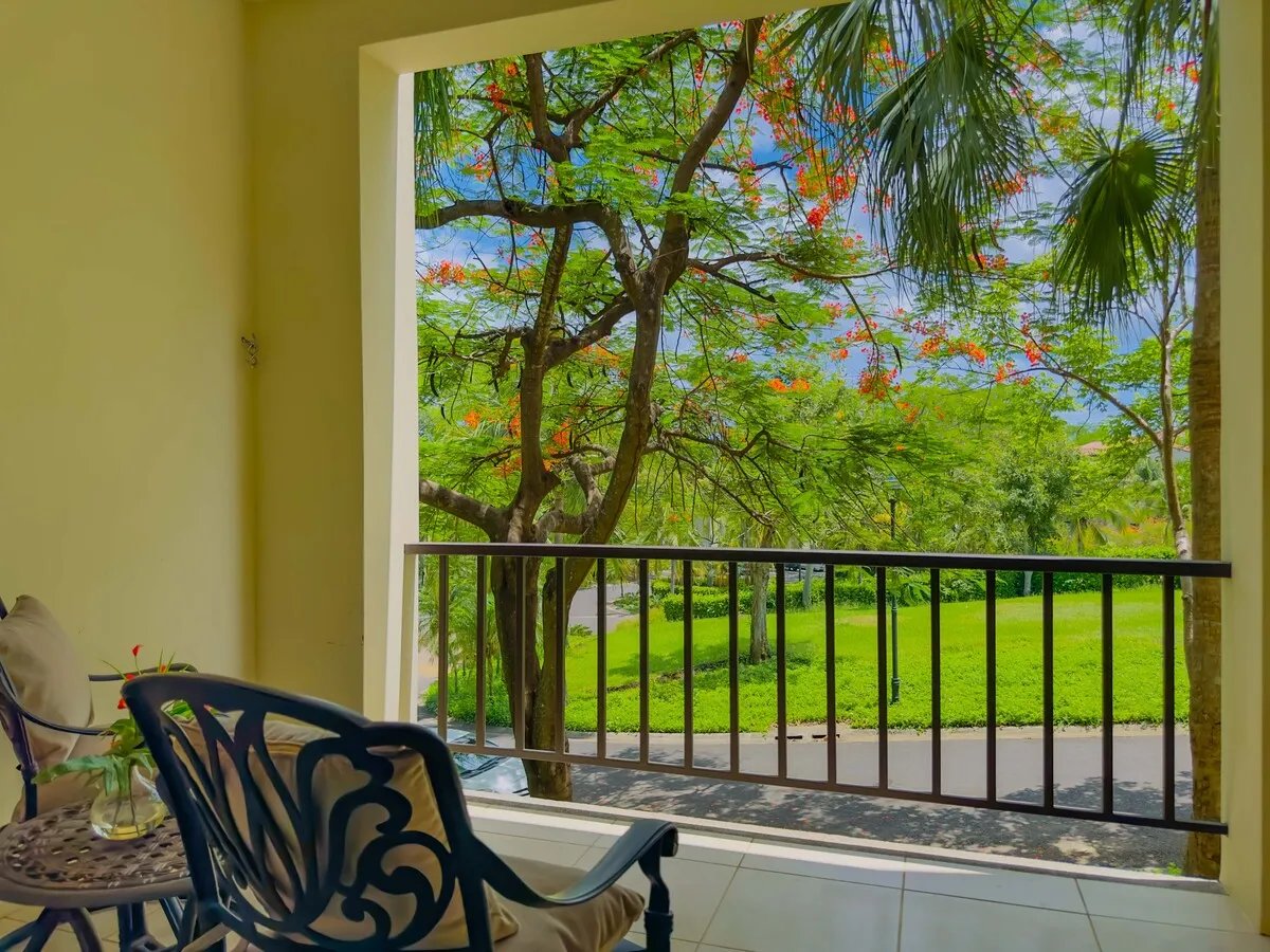 Pacifico Townhouse #101