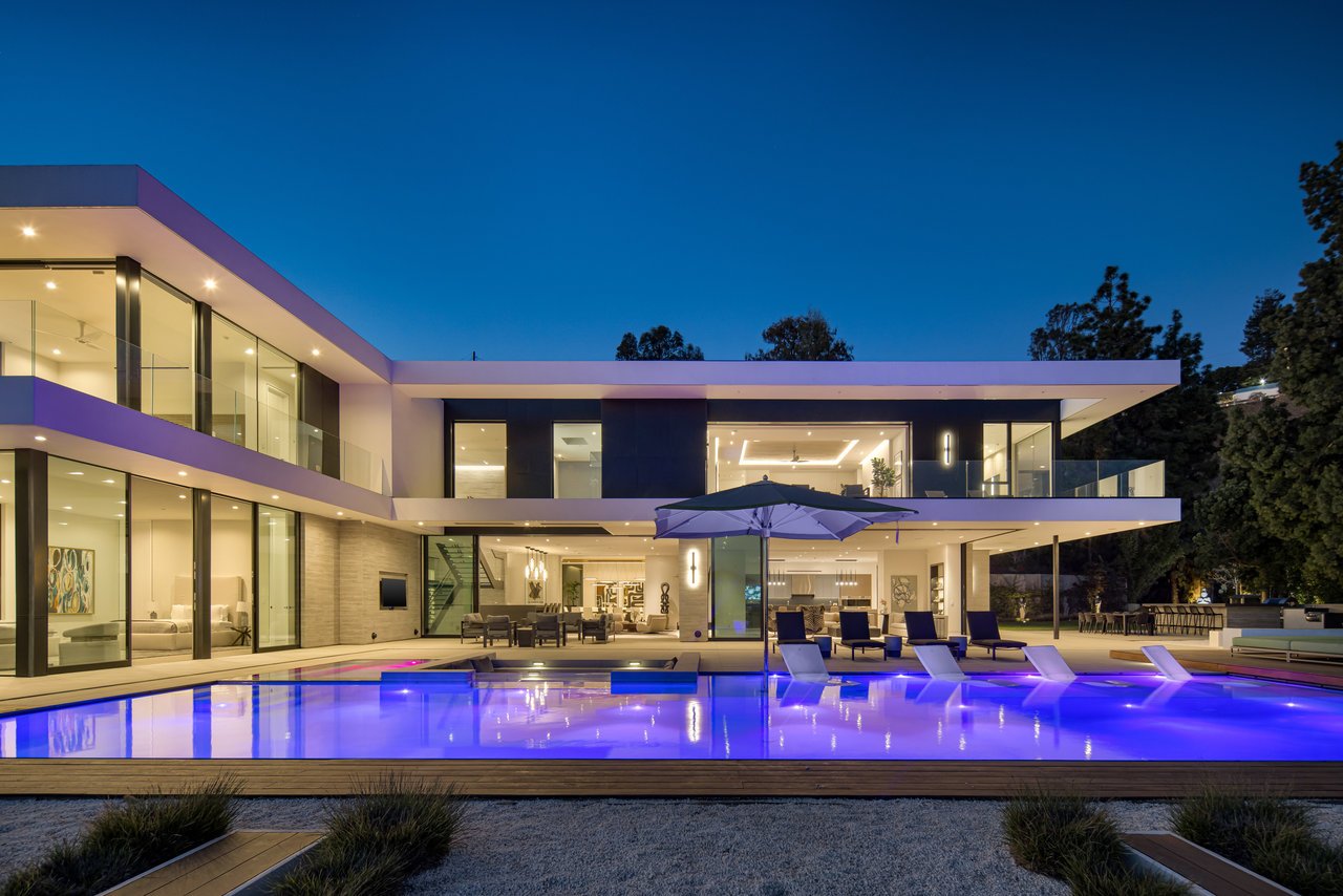 1320 Beverly Grove Place