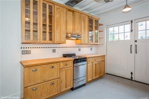 516 Main Street Carriage House