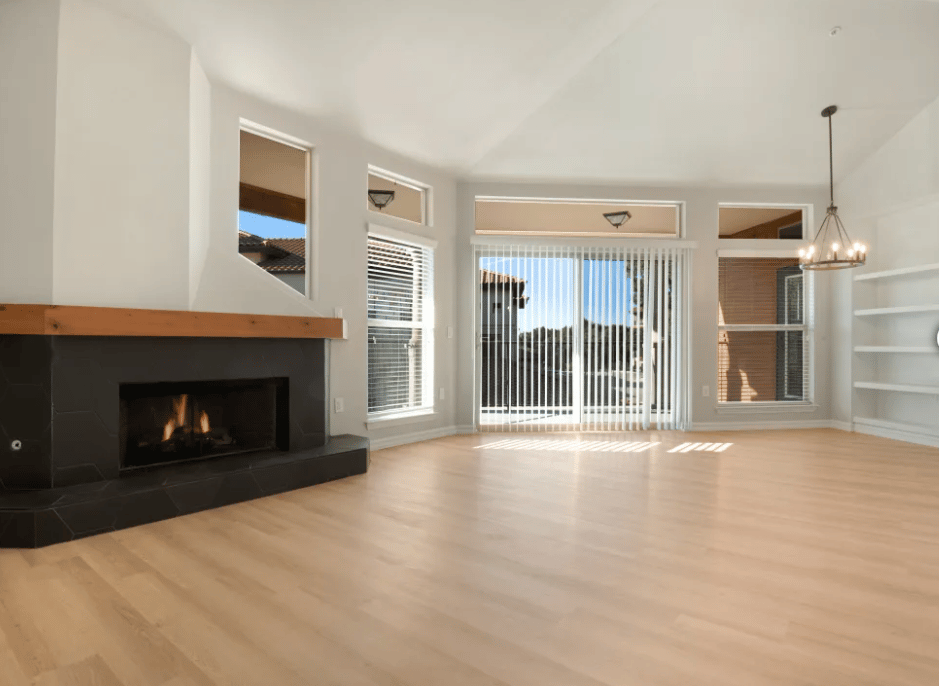 Lease Today and Enjoy 6 WEEKS FREE!