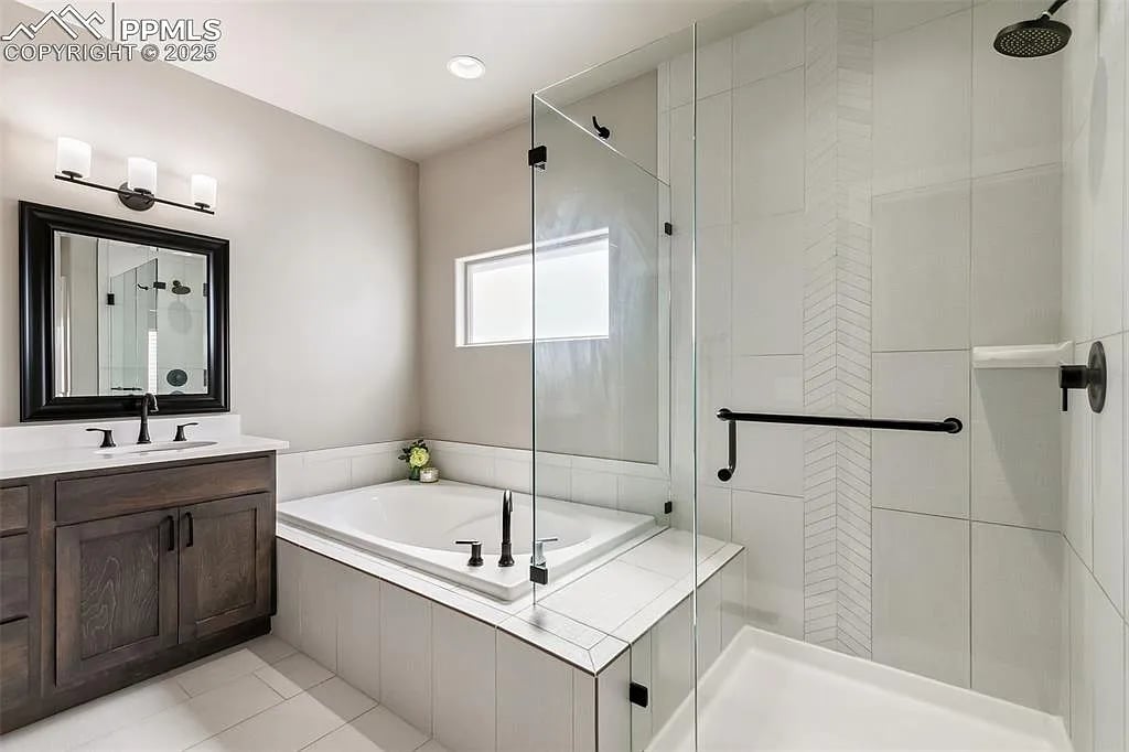 6792 David Anthony Ct