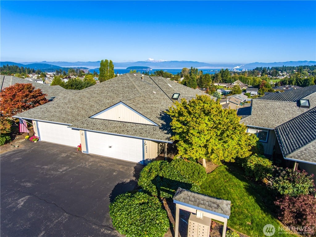 3815 View Ridge
