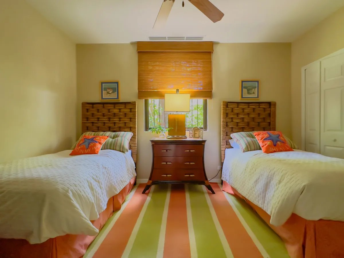 Pacifico Townhouse #101