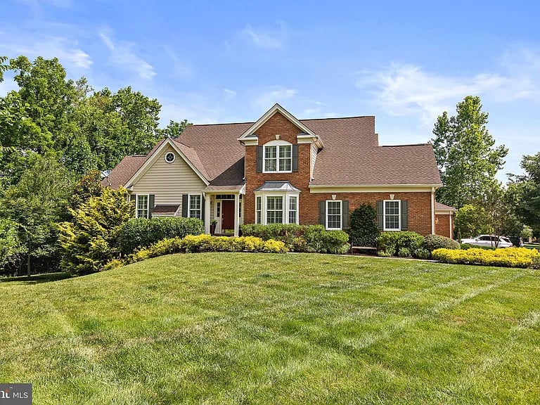 5761 Amelia Springs Cir