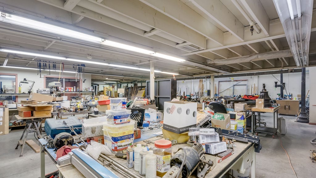1469 Pacific Ave | 16,493 Light Manufacturing Warehouse